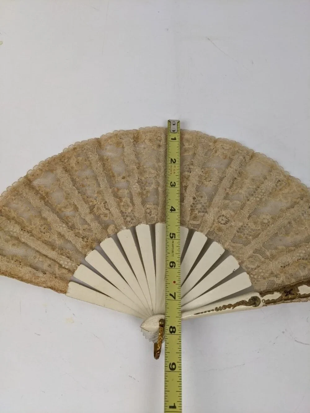 Antique Brussels Lace Hand Fan Sandlewood Ribs Gilding Intact c. 1910